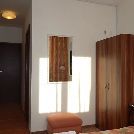 Prezident Hotel *